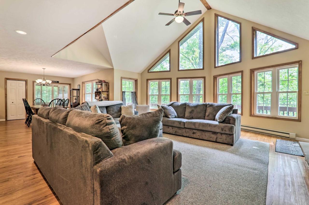 Big Bass Lake House With Grill - Steps To River! Gouldsboro Exterior foto