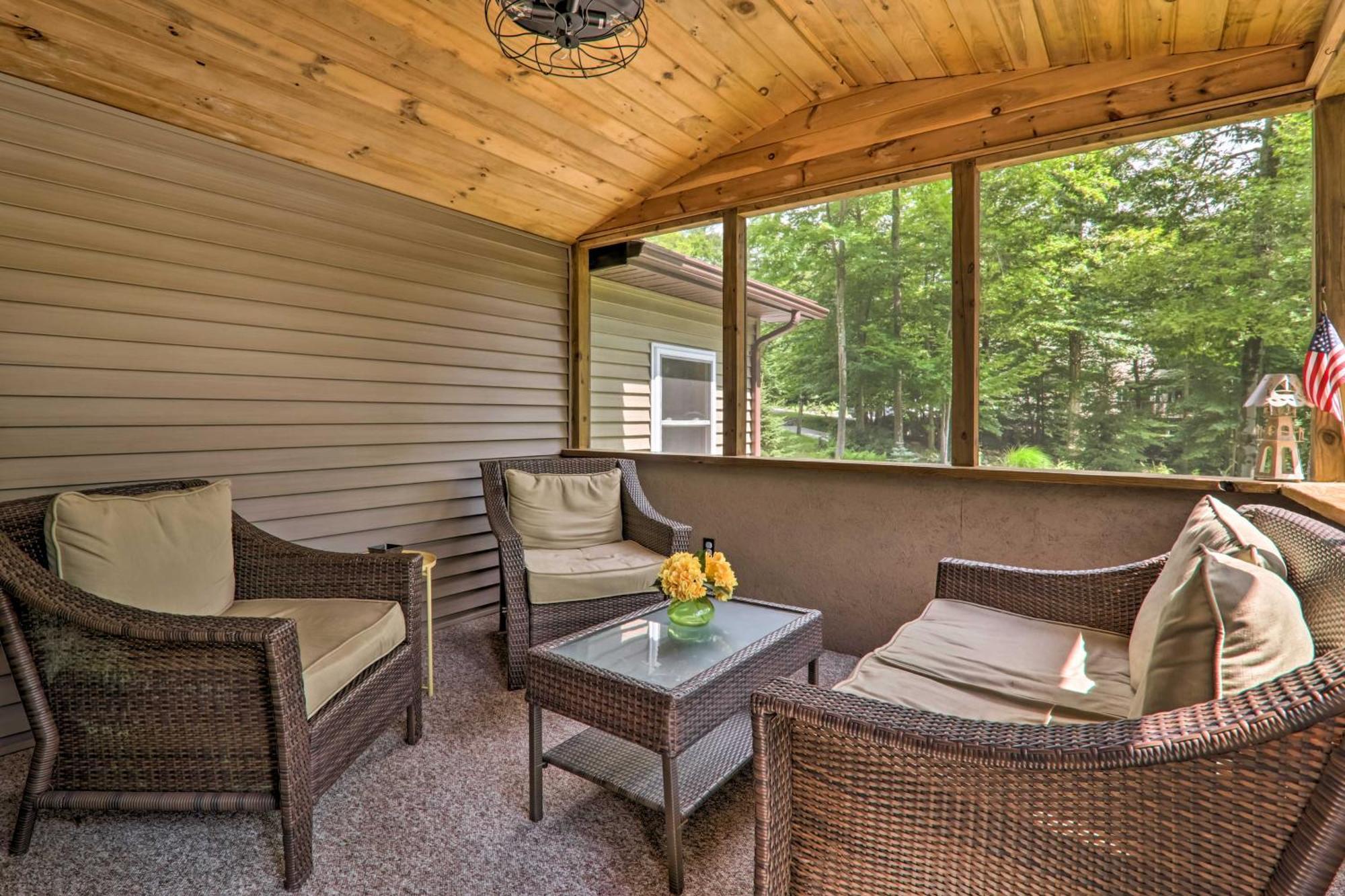 Big Bass Lake House With Grill - Steps To River! Gouldsboro Exterior foto